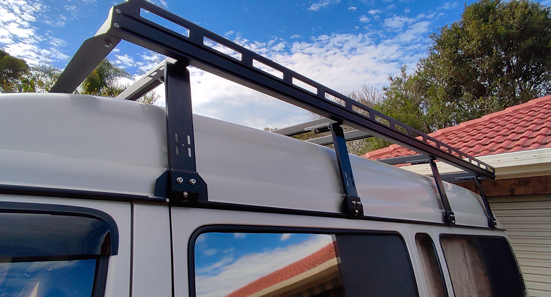   toyota hiace 100 series