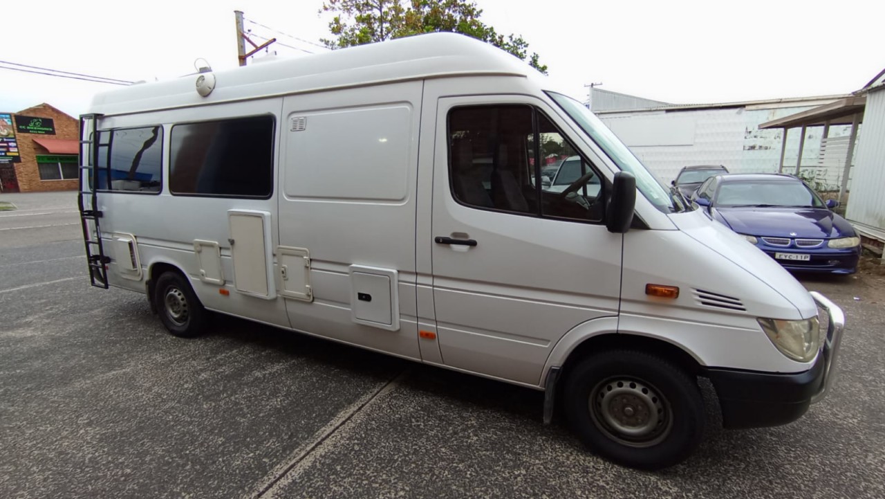 Ozroofracks | Awning Brackets