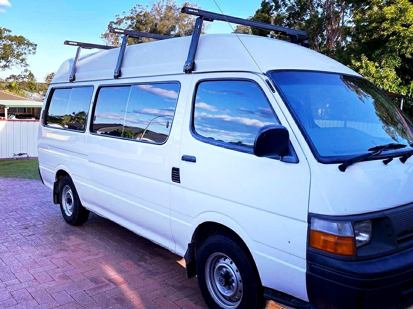 Ozroofracks | Japanese Import Roof Racks