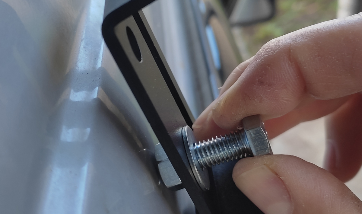 Ozroofracks | Roof Rack Gutter Mounts