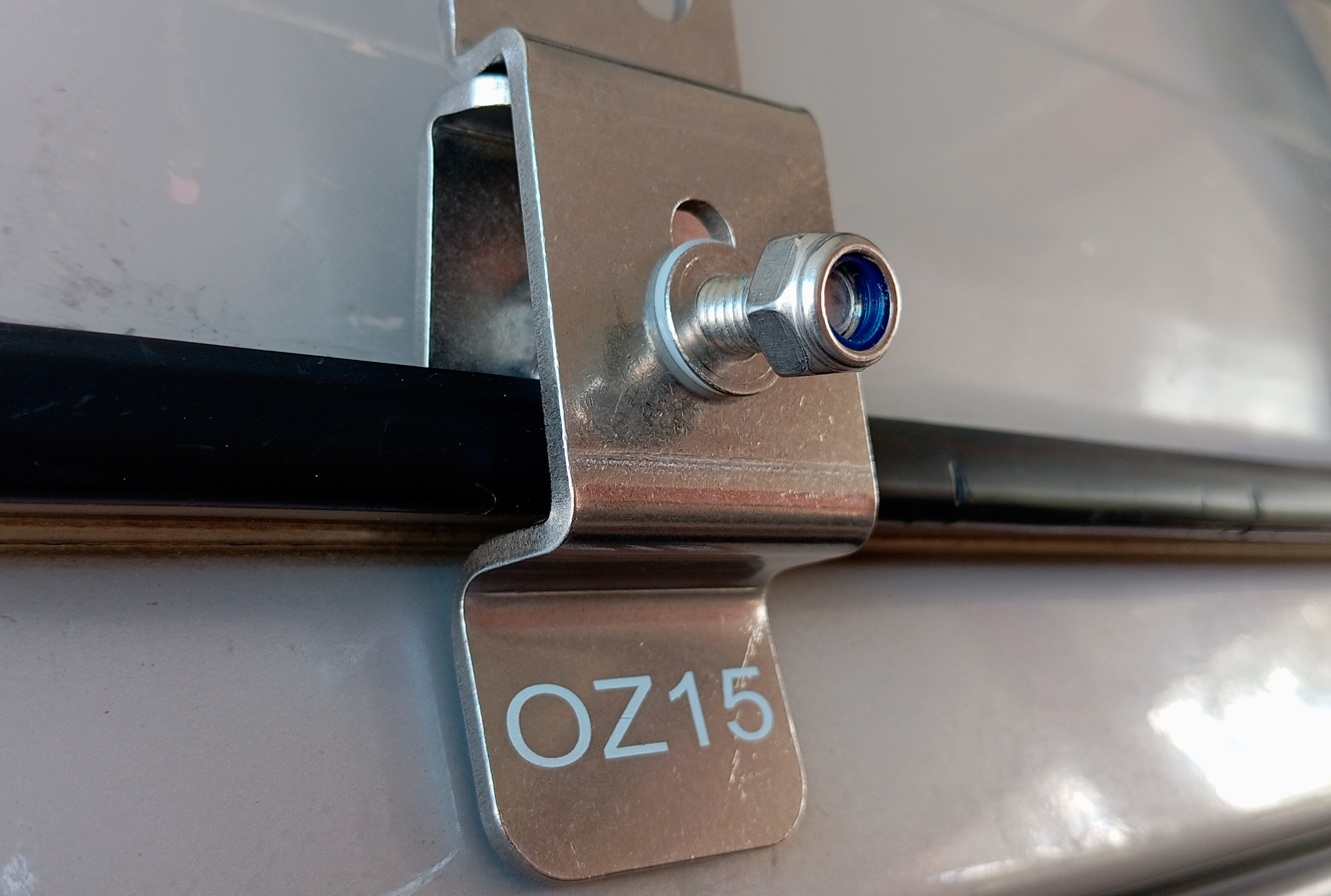 Ozroofracks | Roof Rack Gutter Mounts